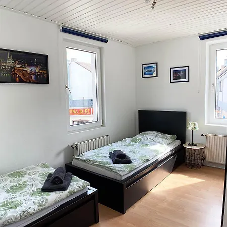 Daire Working And Living